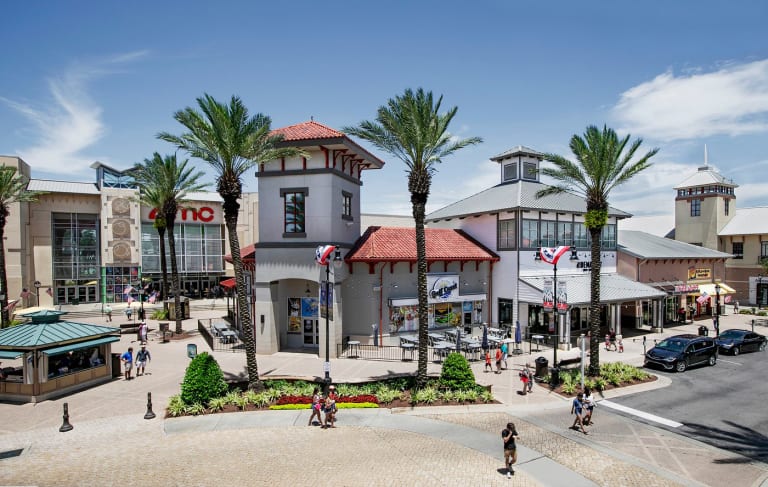 Destin tourism and shopping